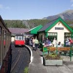 Snowdon Mountain Railway, en las cumbres de Gales Snowdon Mountain Railway, en las cumbres de Gales