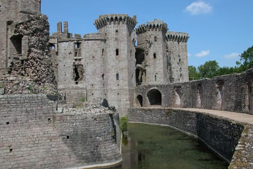 La historia del castillo de Raglan