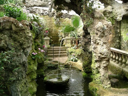 El jardín subterráneo de Dewstow House